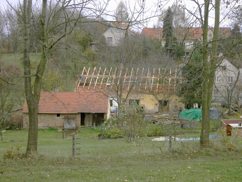 Stavba střechy sýrárny